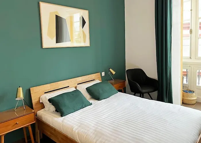 Casa Odisea * קדיז