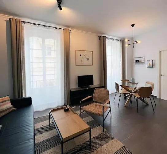 Casa Odisea Кадис